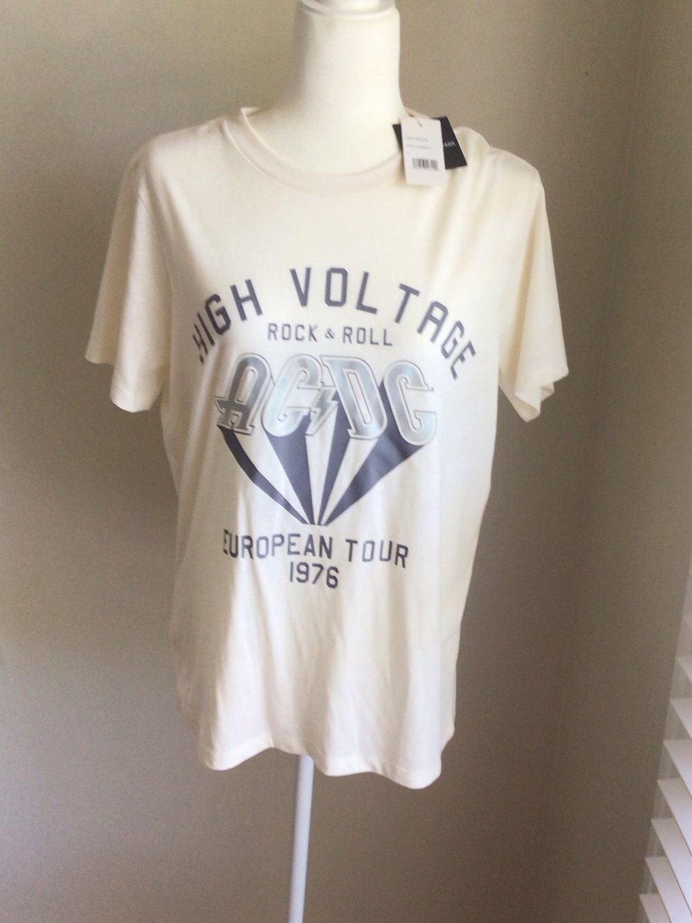 NWT AC/DC Graphic Tee